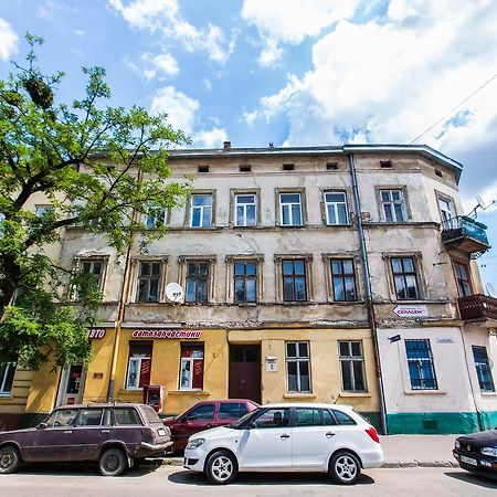 1 Bedroom Apartment Near Elizabeth'S The Cathedral Львов Экстерьер фото
