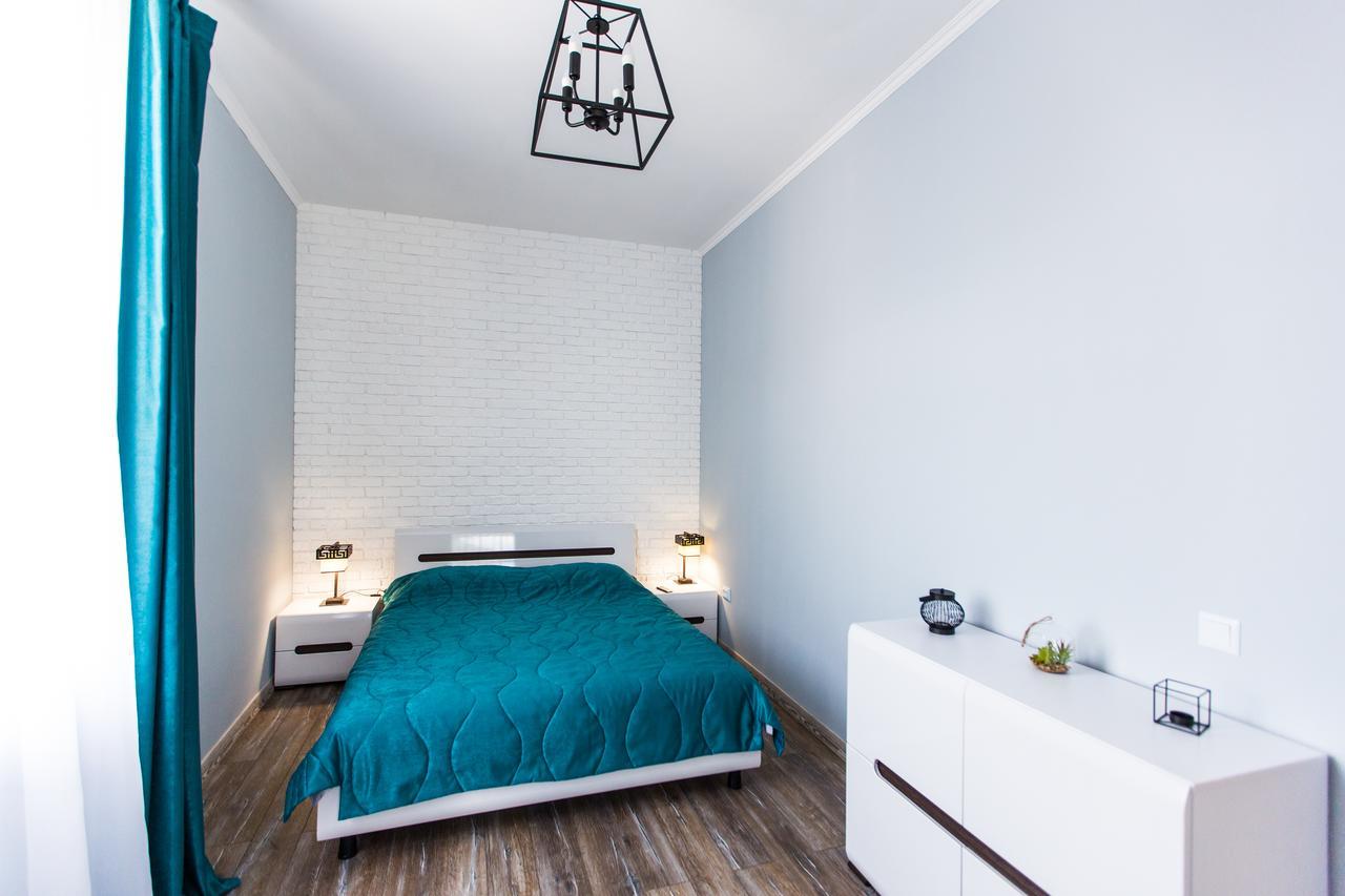 1 Bedroom Apartment Near Elizabeth'S The Cathedral Львов Экстерьер фото