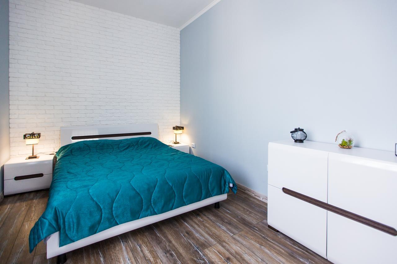 1 Bedroom Apartment Near Elizabeth'S The Cathedral Львов Экстерьер фото