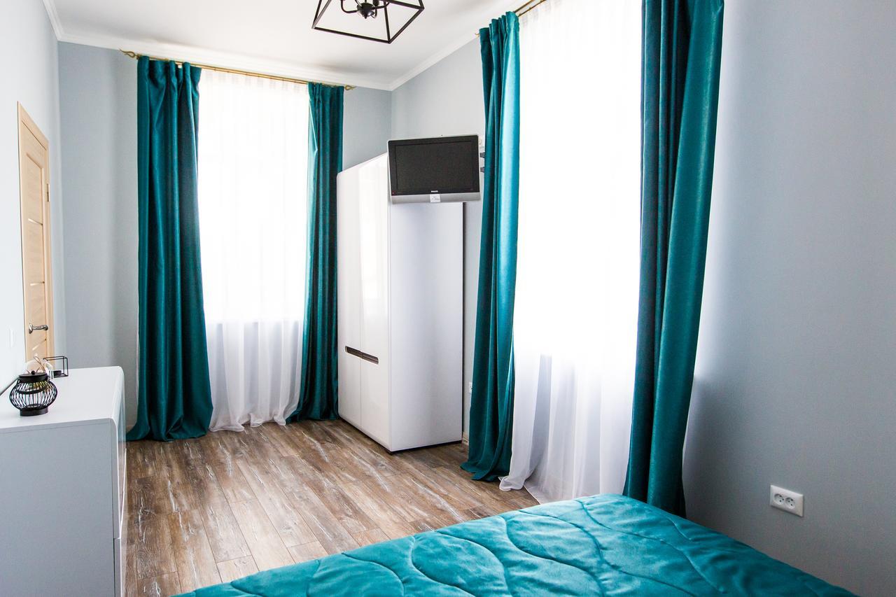 1 Bedroom Apartment Near Elizabeth'S The Cathedral Львов Экстерьер фото