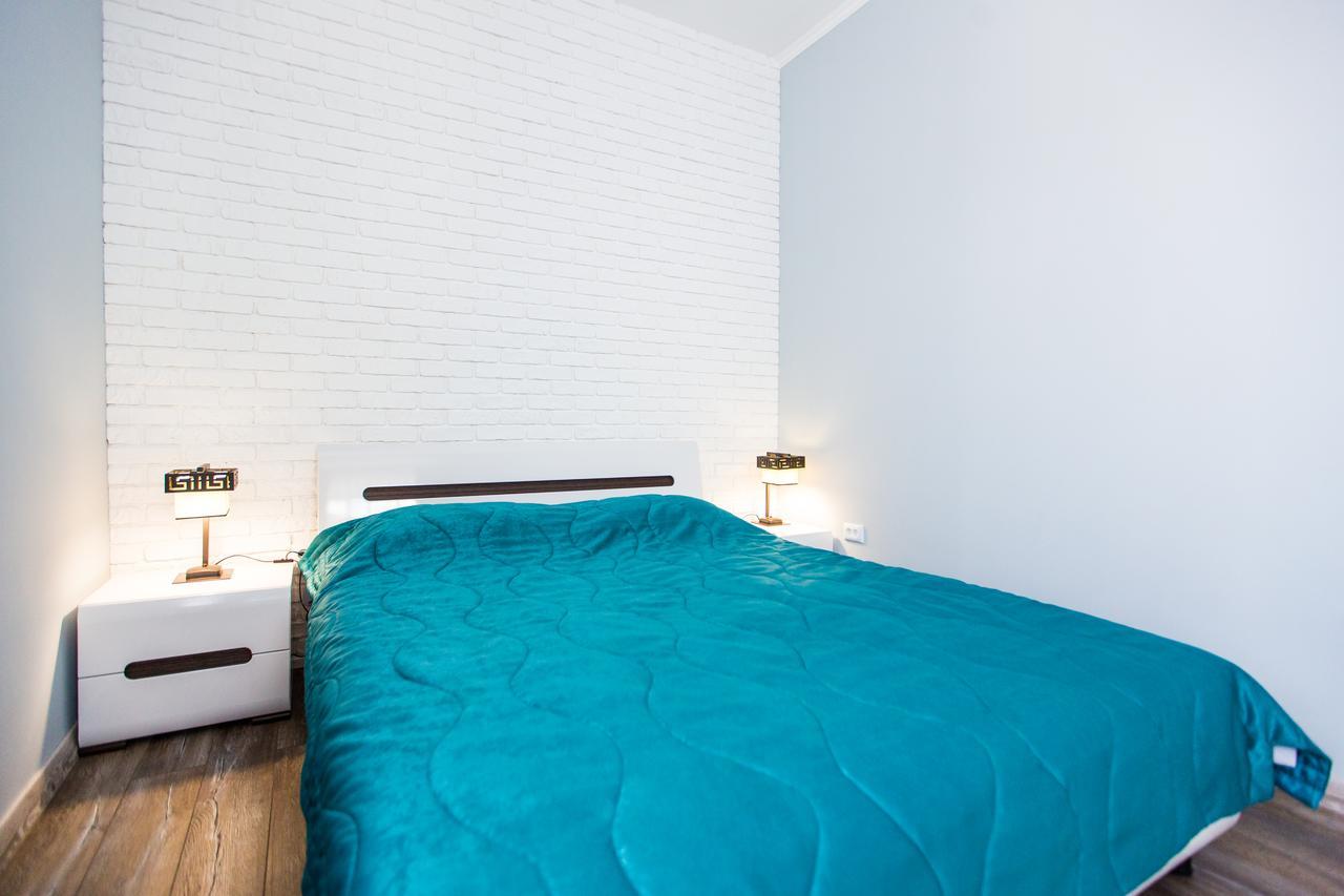 1 Bedroom Apartment Near Elizabeth'S The Cathedral Львов Экстерьер фото