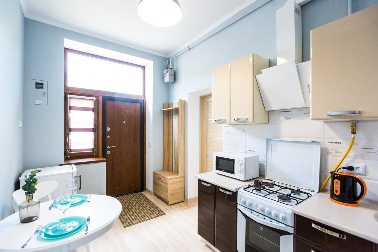 1 Bedroom Apartment Near Elizabeth'S The Cathedral Львов Экстерьер фото